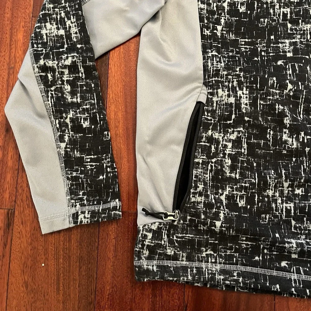 The North Face Fleece Men Large Black Gray Full Zip Jacket Geometric Plaid Logo